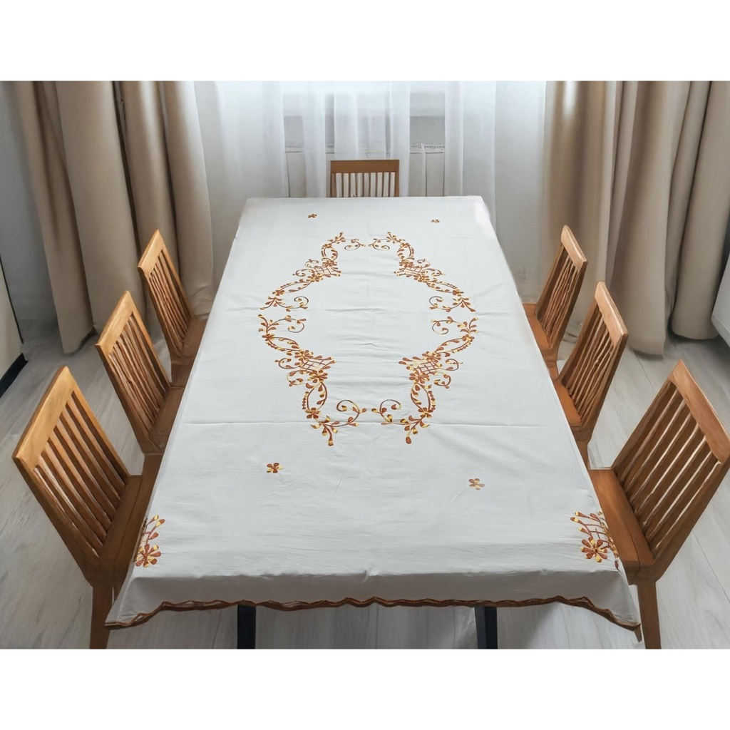 Touch of Wood Table Cover
